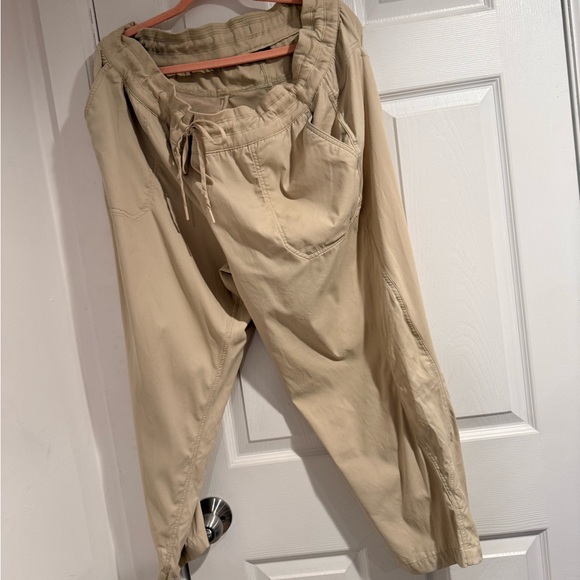 The North Face Women's Khaki Chinos - Picture 3 of 7